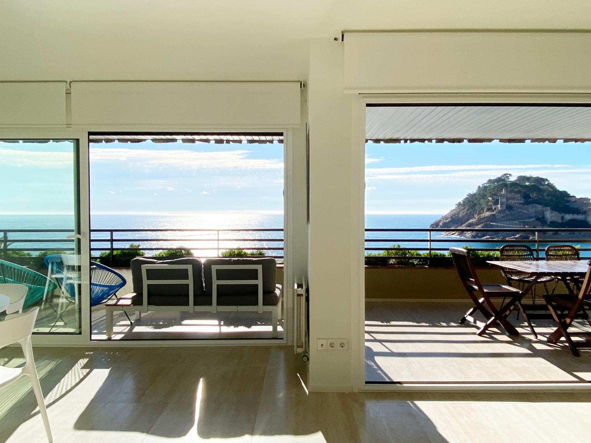 Magnificent Apartment At The Sea Front Of Tossa De Mar Eksteriør bilde
