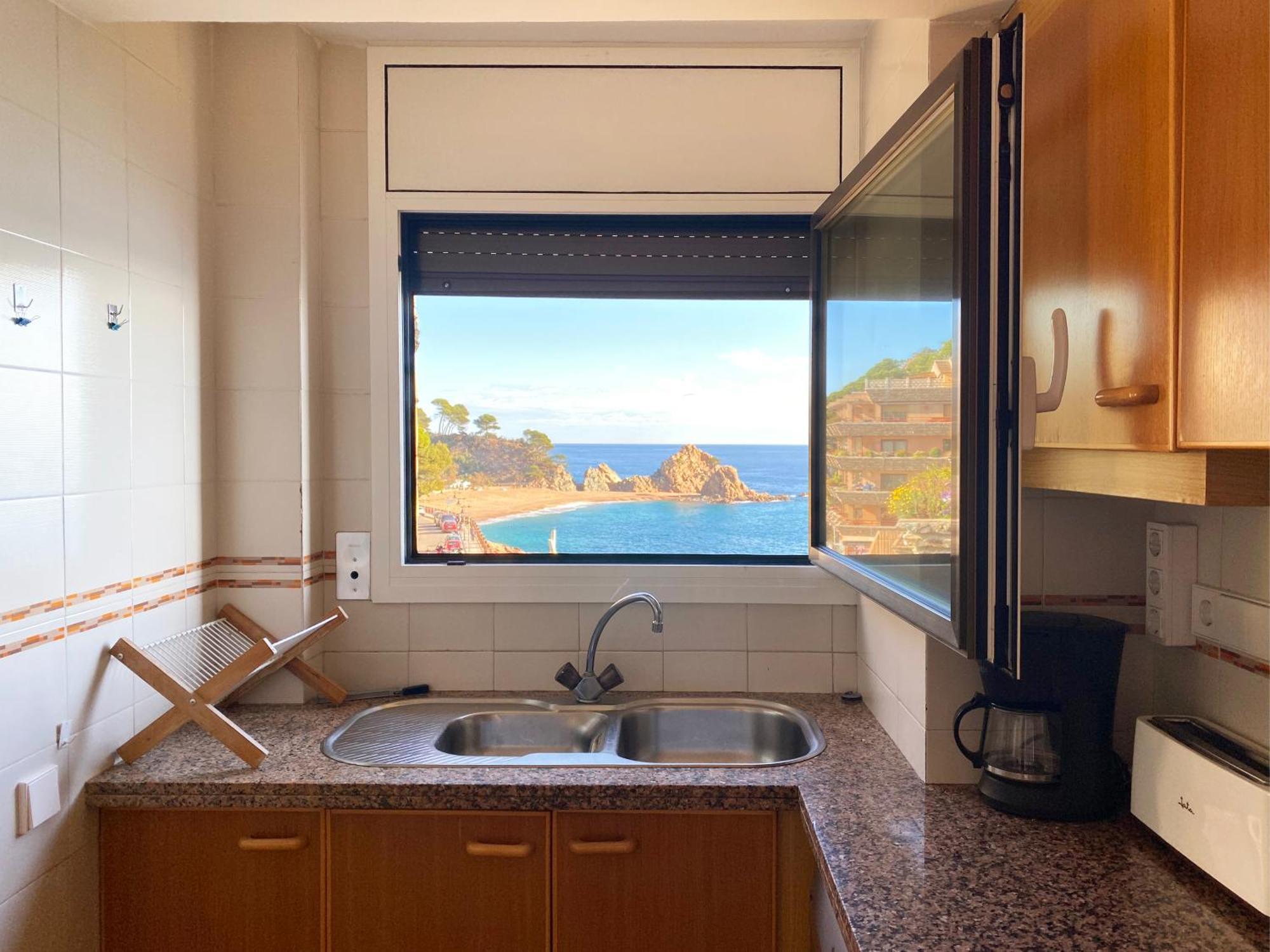 Magnificent Apartment At The Sea Front Of Tossa De Mar Eksteriør bilde