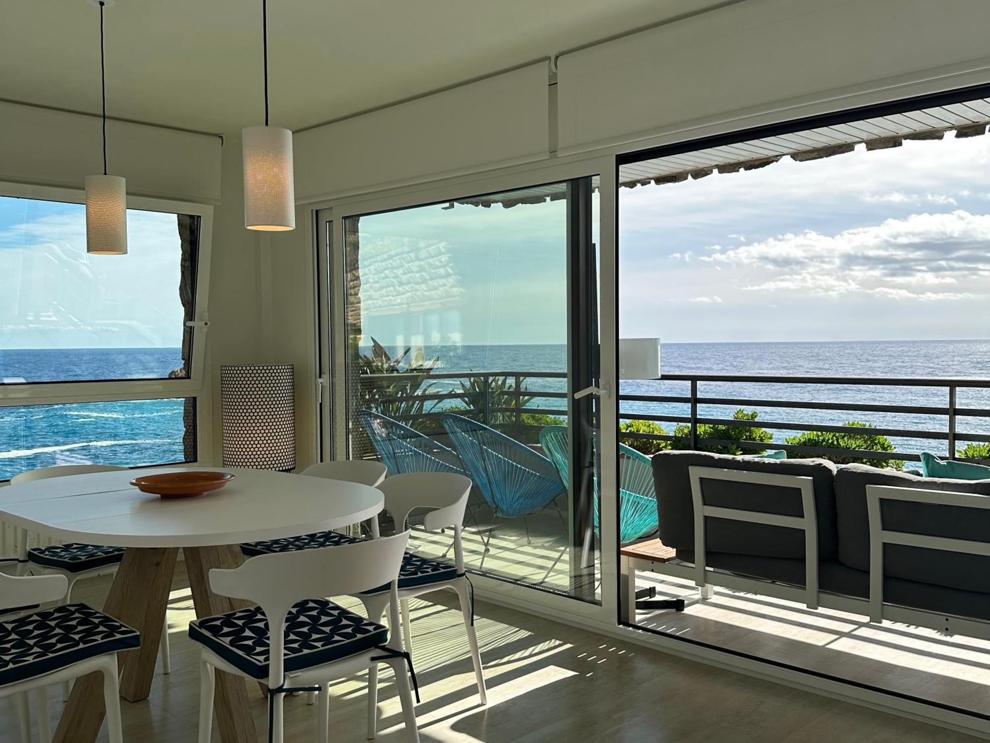 Magnificent Apartment At The Sea Front Of Tossa De Mar Eksteriør bilde